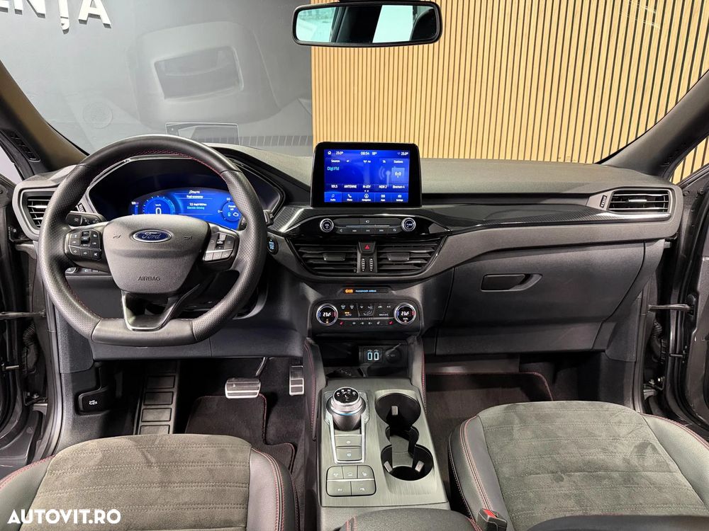 Ford Kuga 2.5 Duratec PHEV ST-LINE X - 15