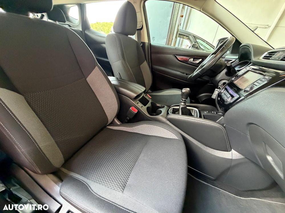 Nissan Qashqai 1.3 DIG-T SHIRO - 10