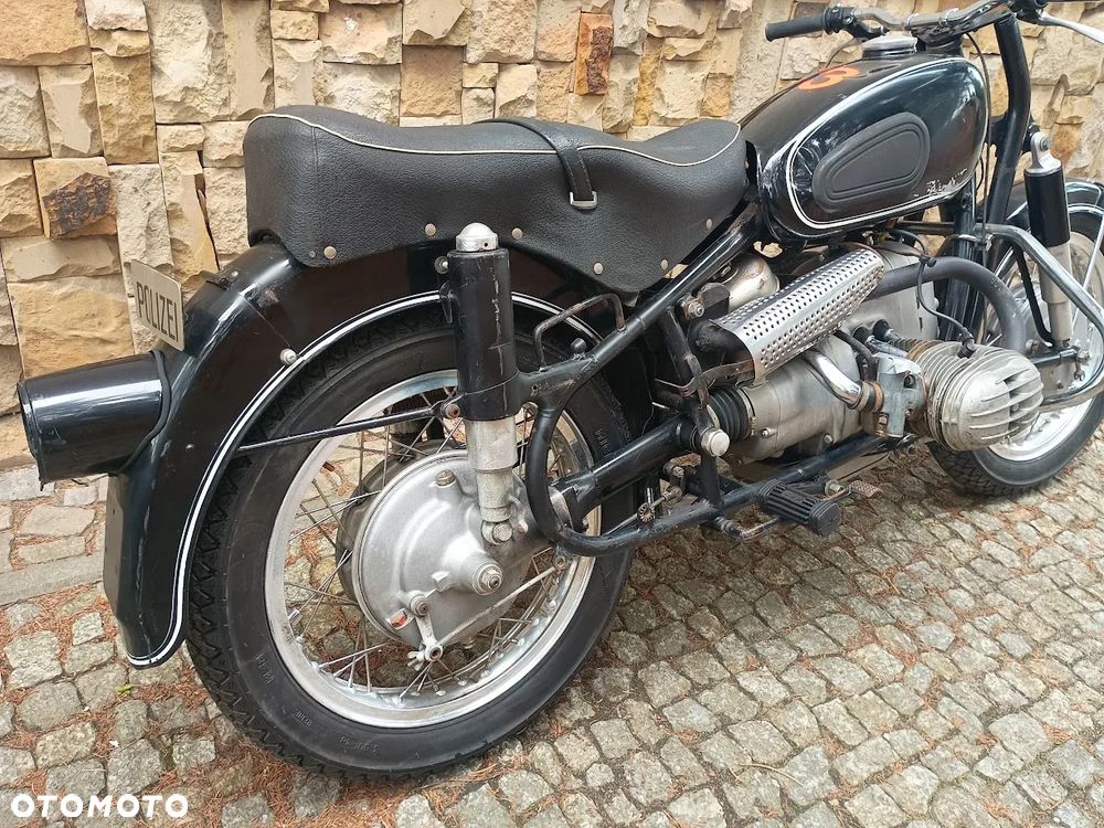 BMW R - 7