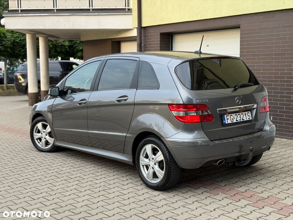 Mercedes-Benz Klasa B - 2