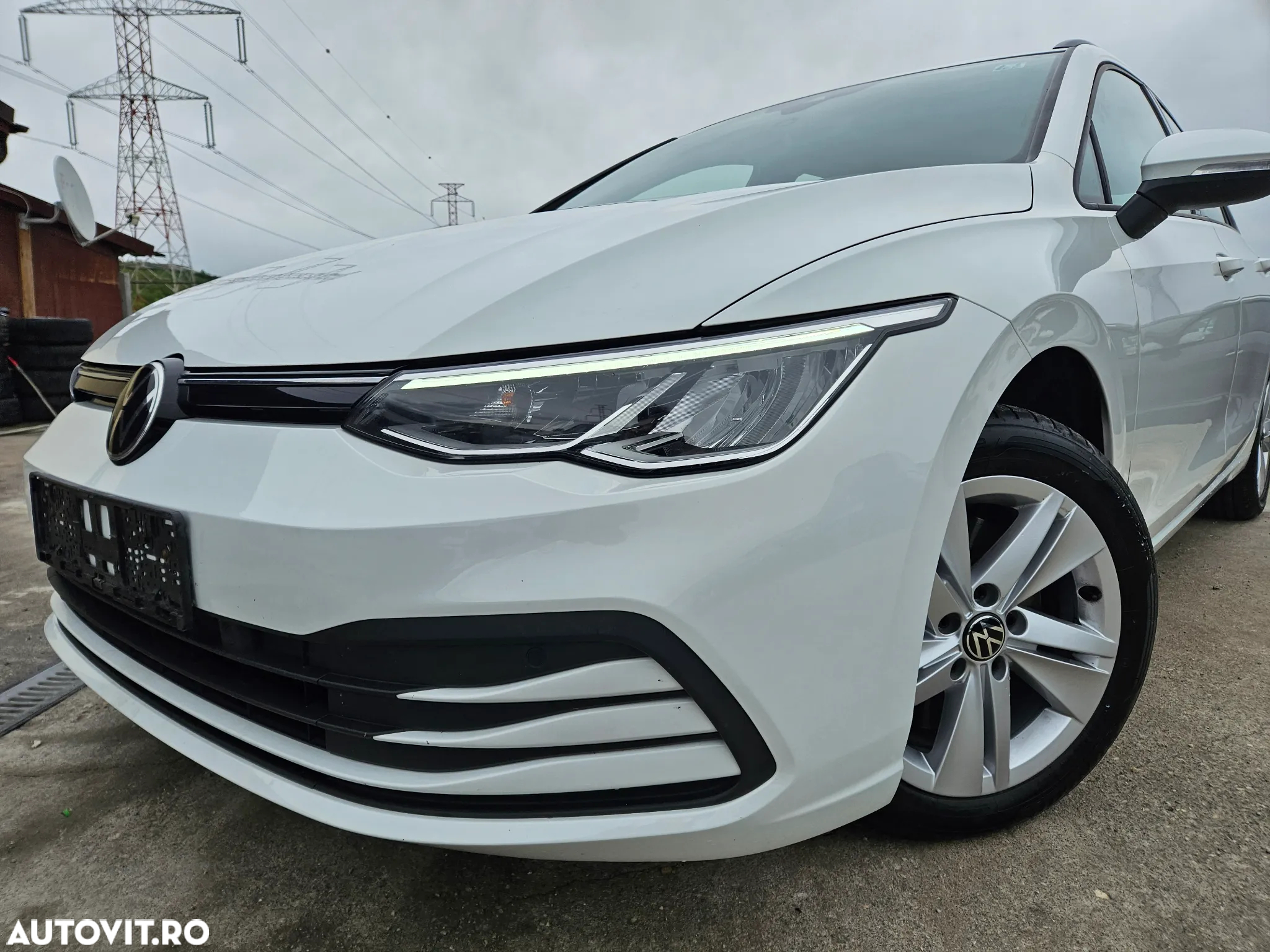 Volkswagen Golf - 20