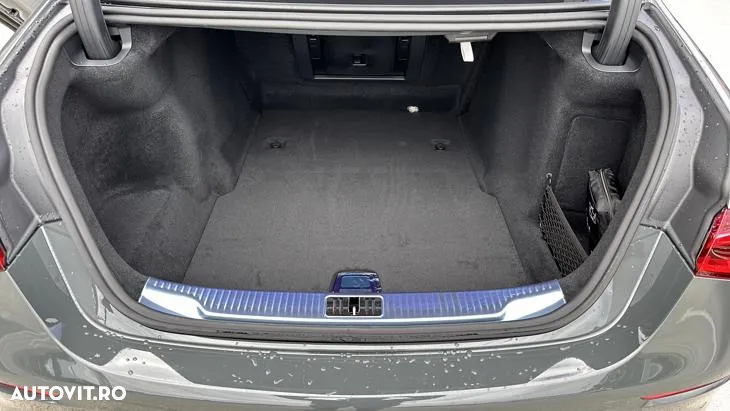 Mercedes-Benz S 500 4Matic L 9G-TRONIC - 24