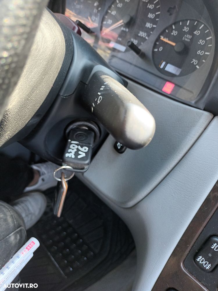 Dezmembrari  Mercedes-Benz ML / M-CLASS (W163)  1998  > 2005 ML 320 ( - 46