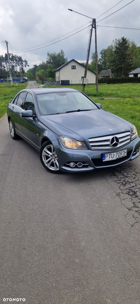 Mercedes-Benz Klasa C 220 CDI BlueEff 4-Matic Elegance - 1