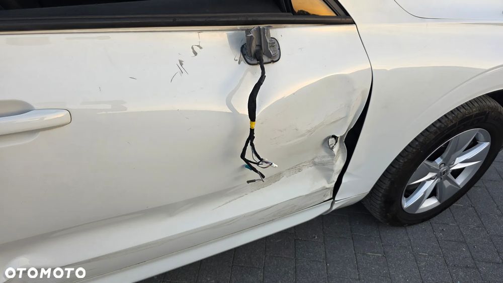 Volvo XC 60 B4 D AWD Momentum - 11