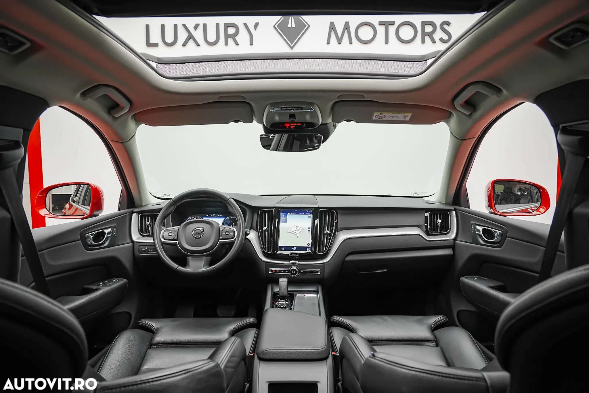 Volvo XC 60 T8 Twin Engine AWD Geartronic Momentum - 2
