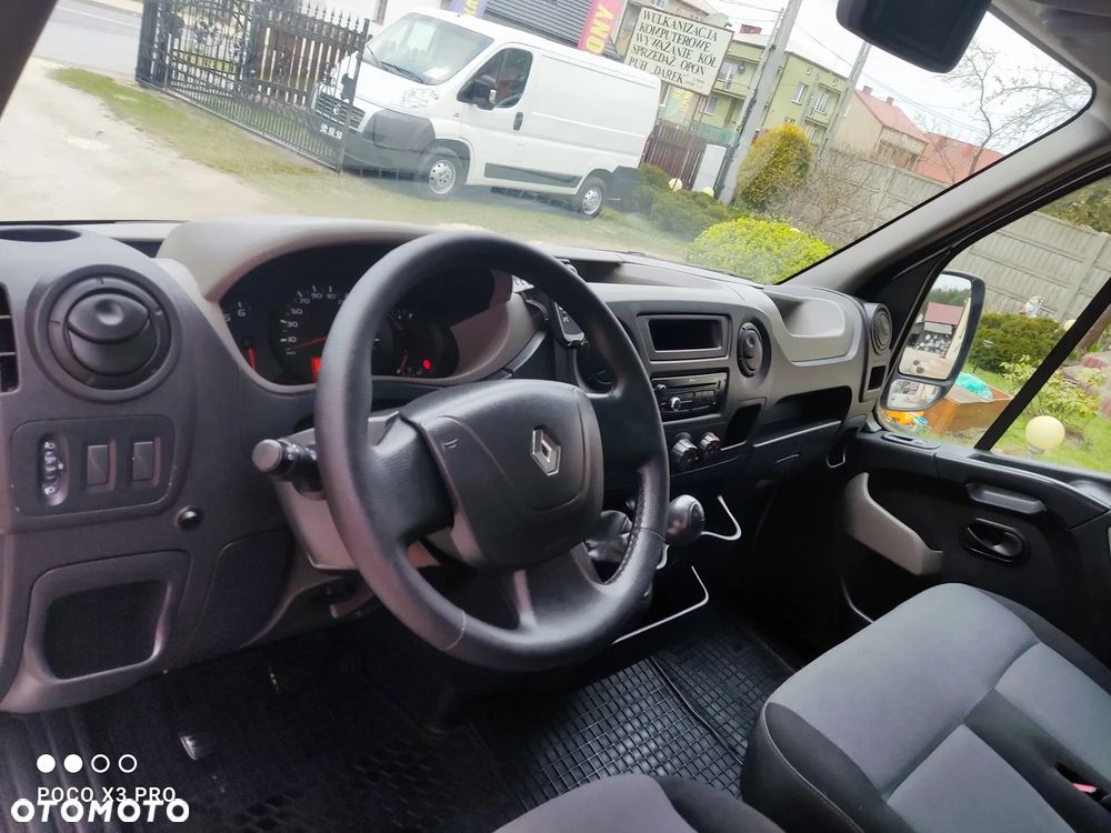 Renault Master - 24