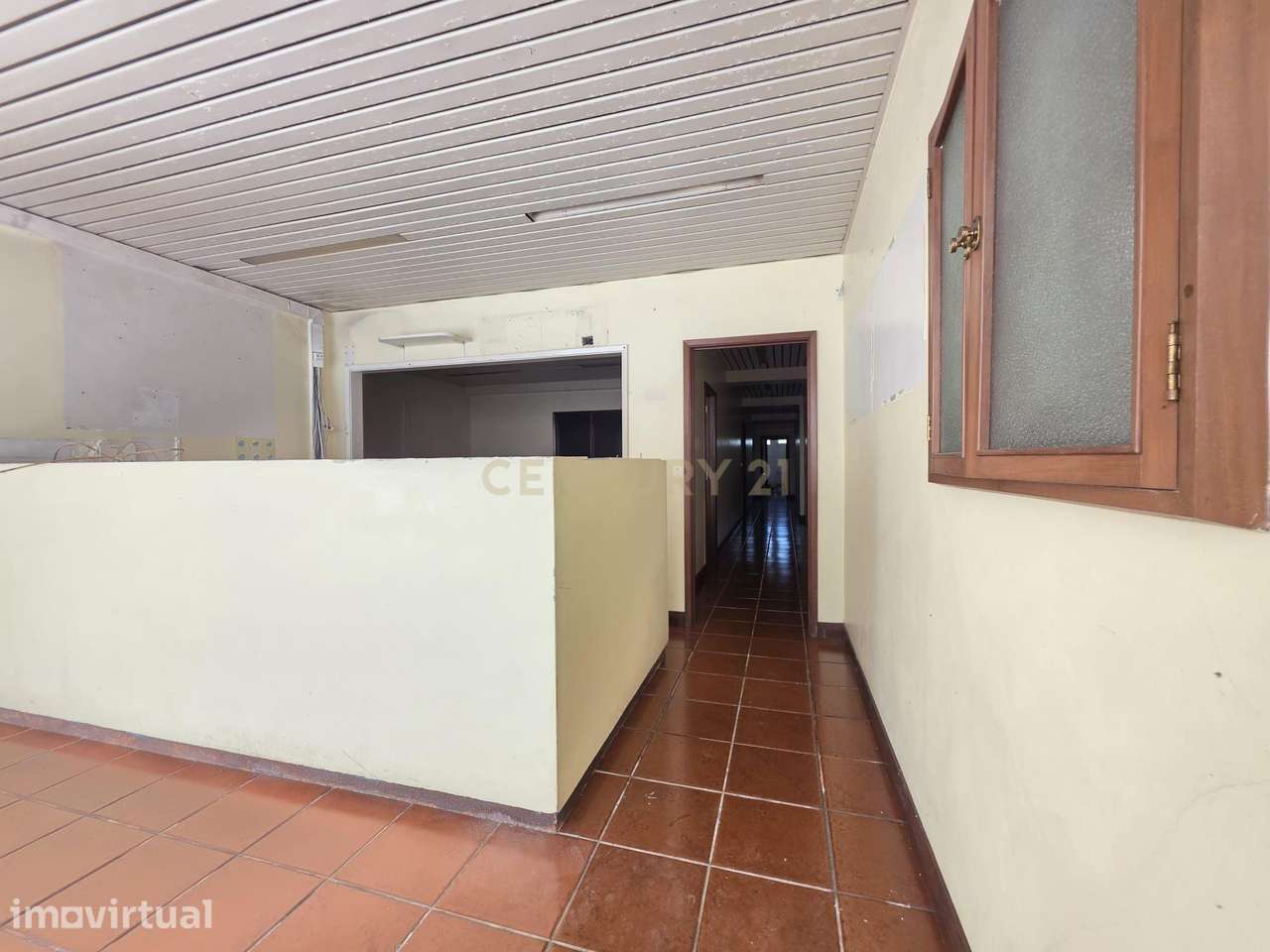 Espaço Comercial | 111 m² | Rua de Lisboa | Excelente Localização - Grande imagem: 2/16