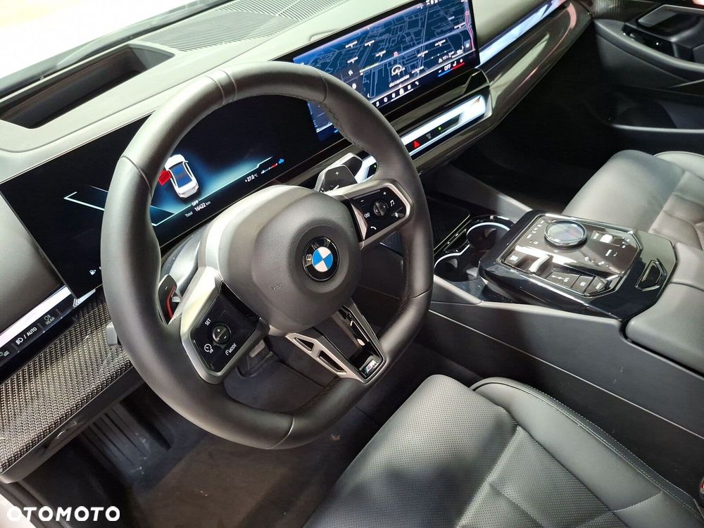 BMW Seria 5 - 11
