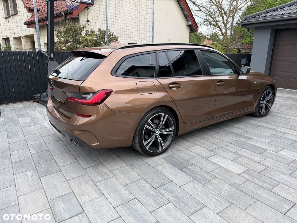 BMW Seria 3 318d M Sport - 16