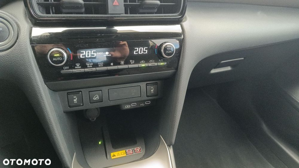 Toyota Yaris Cross - 18