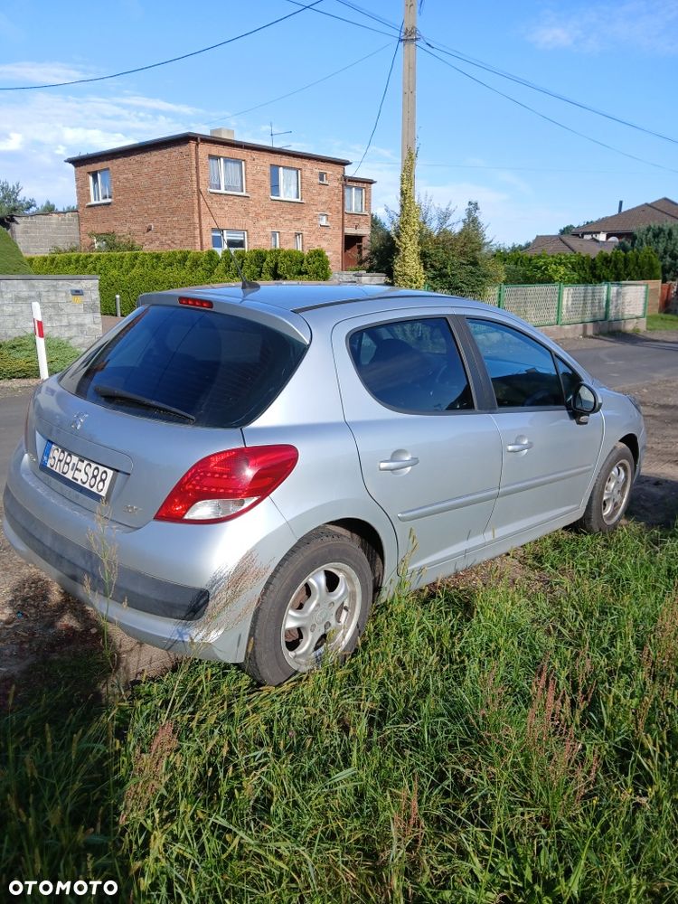 Peugeot 207 - 3