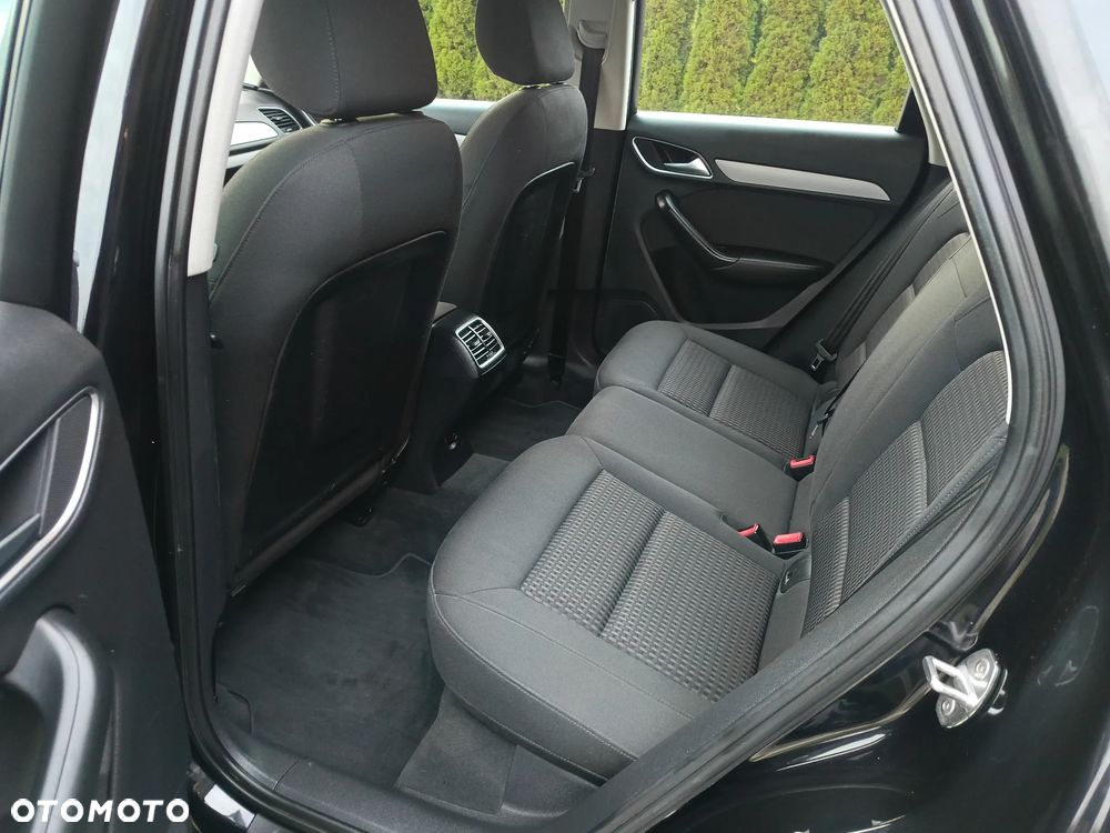 Audi Q3 - 21