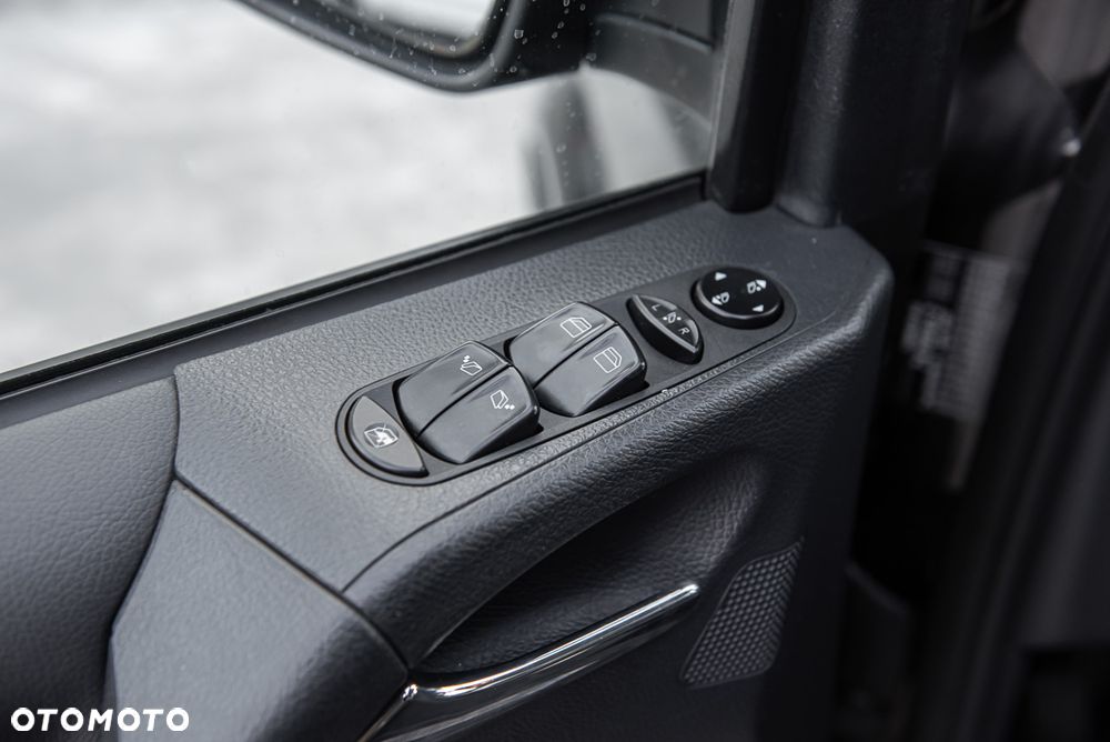 Mercedes-Benz Viano 3.0 CDI DPF lang Automatik Trend - 13