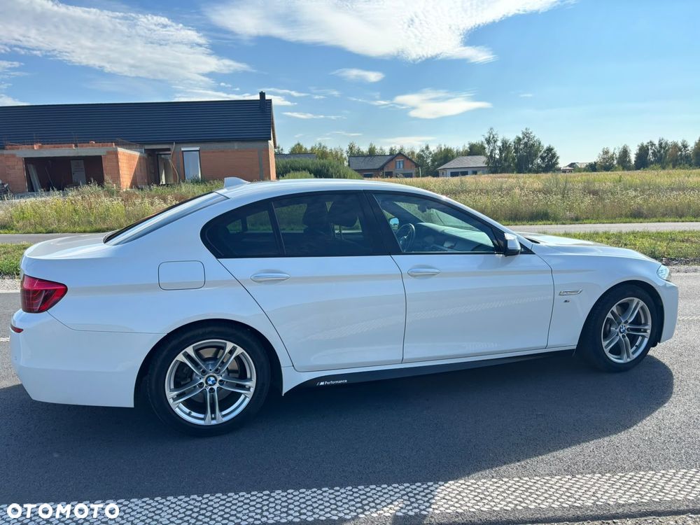BMW Seria 5 520d xDrive - 3