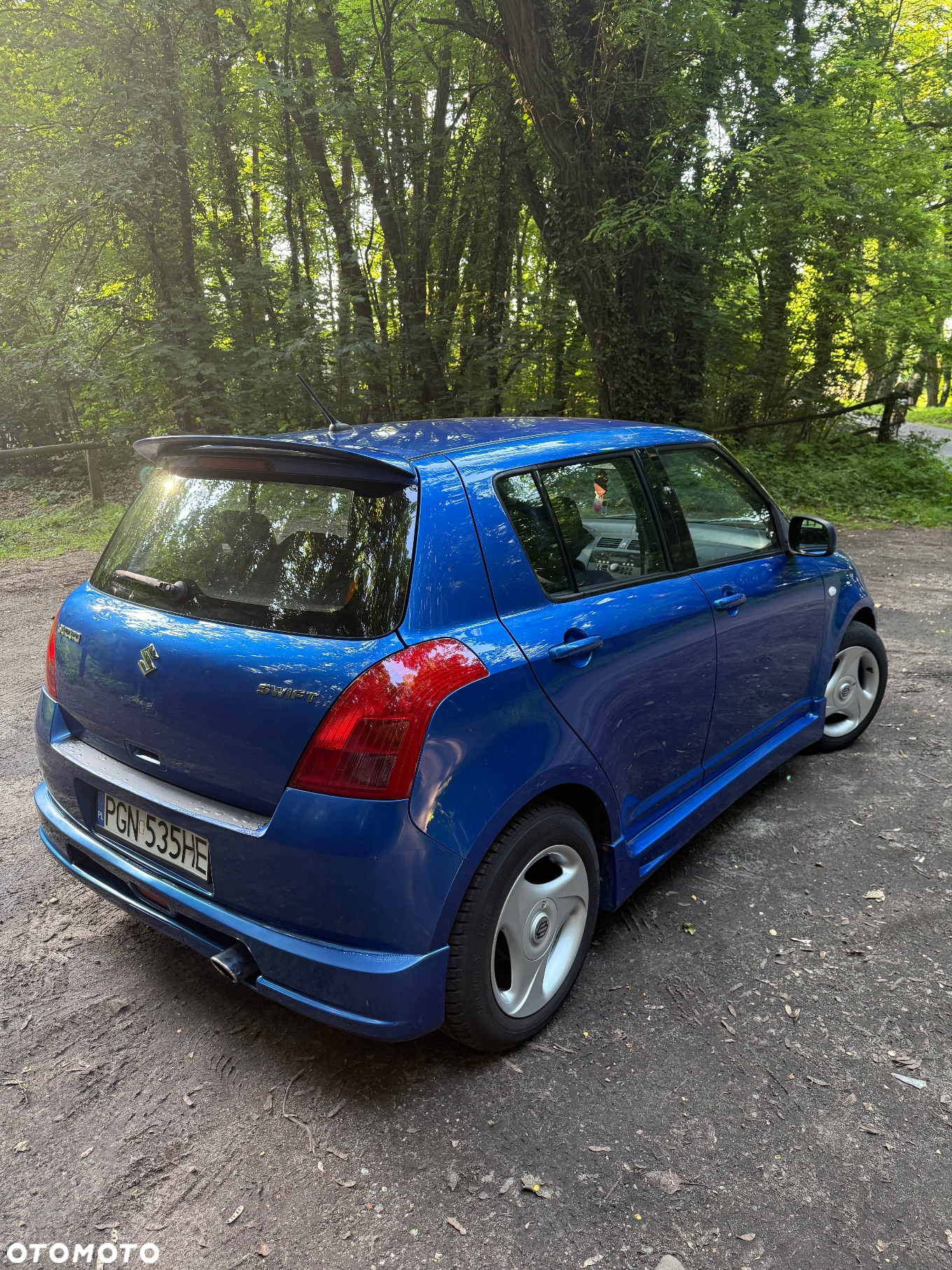 Suzuki Swift - 4