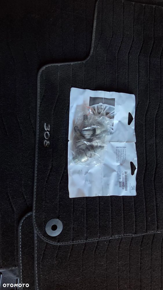 Peugeot 308 1.6 THP Allure - 25