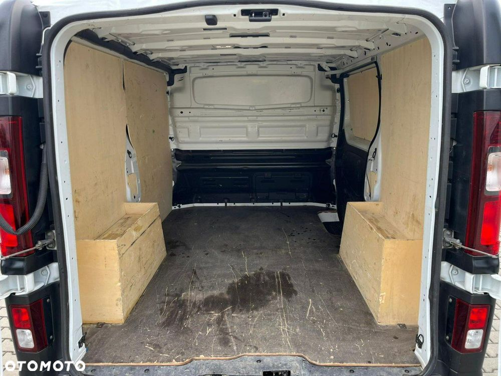 Renault Trafic - 10
