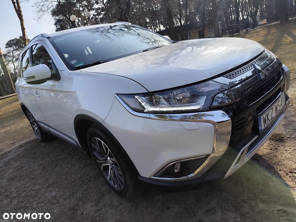 Mitsubishi Outlander - 14