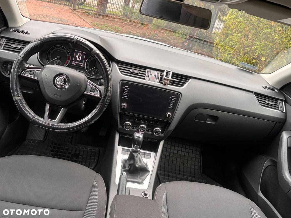 Skoda Octavia 1.0 TSI Clever - 10