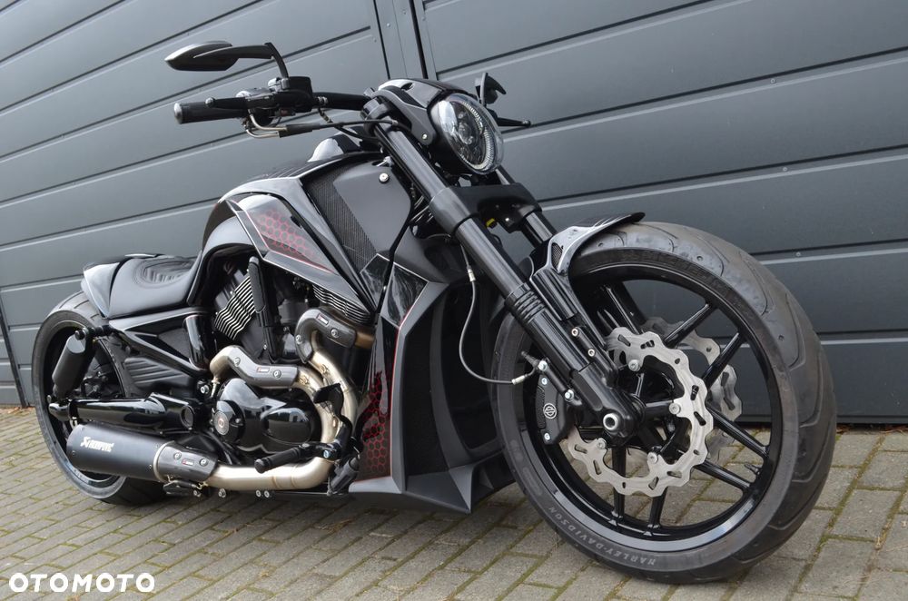 Harley-Davidson V-Rod Muscle - 34