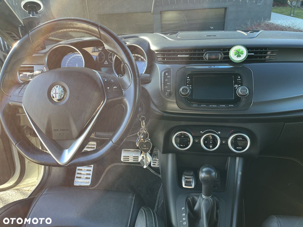 Alfa Romeo Giulietta - 9