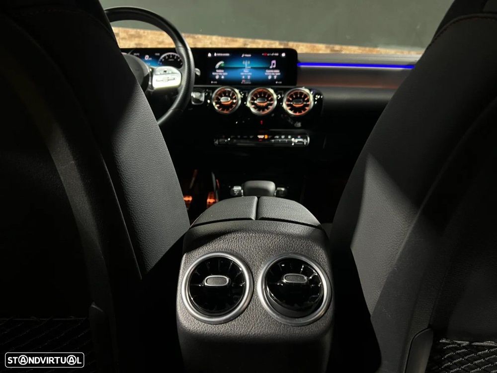 Mercedes-Benz CLA 250 - 19