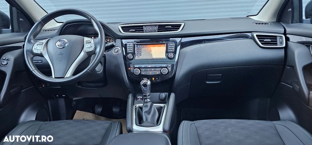 Nissan Qashqai 1.6 DIG-T TEKNA - 13