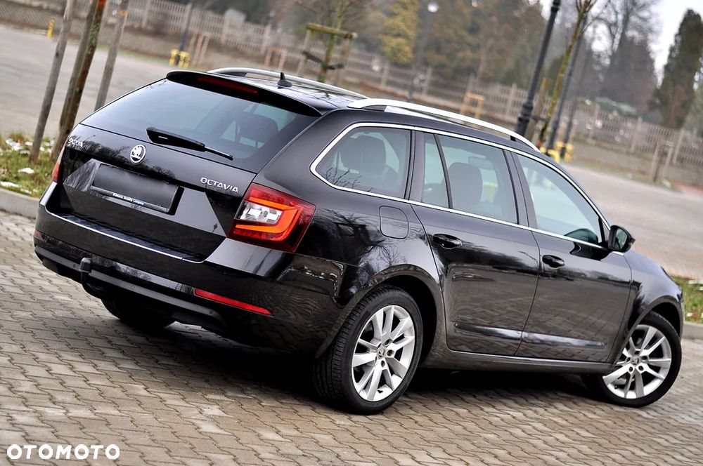 Skoda Octavia 1.6 TDI Premium Edition - 2