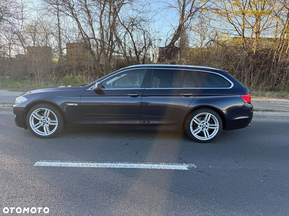 BMW Seria 5 520i - 5