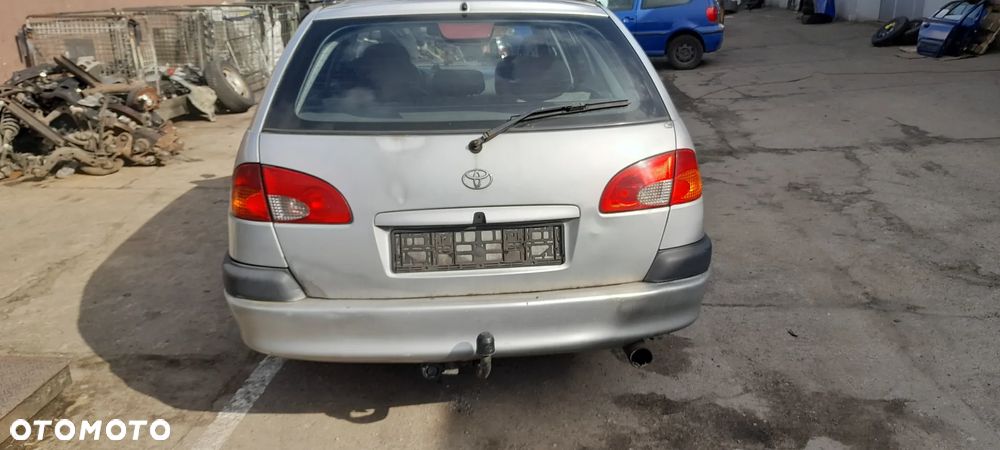 SILNIK DIESEL TOYOTA AVENSIS T22 2.0 D4D - 6