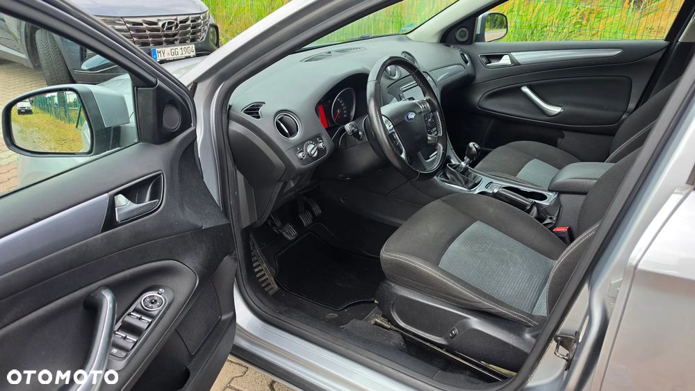 Ford Mondeo SW - 6