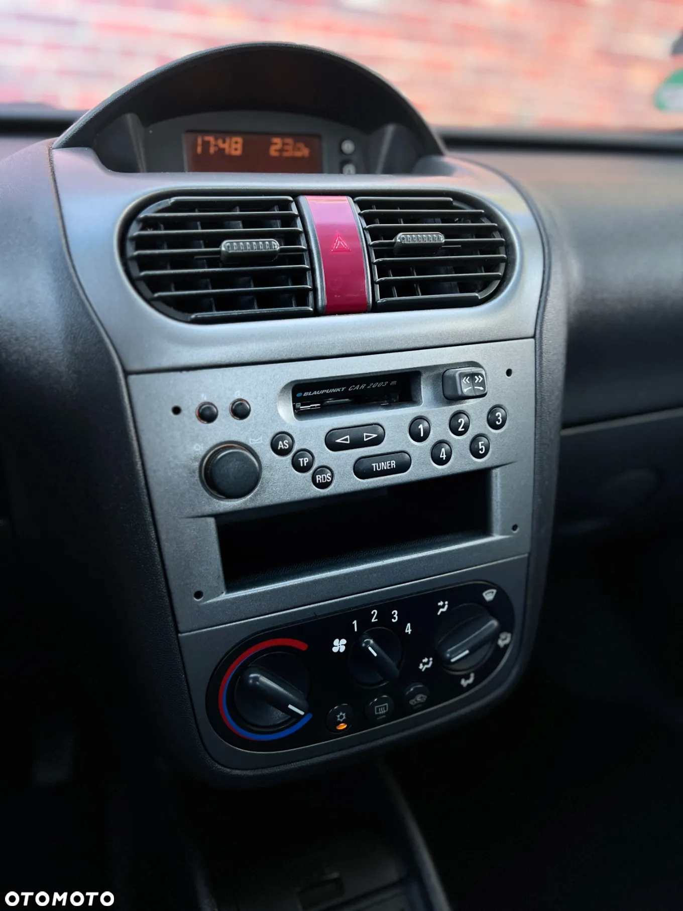 Opel Corsa - 20