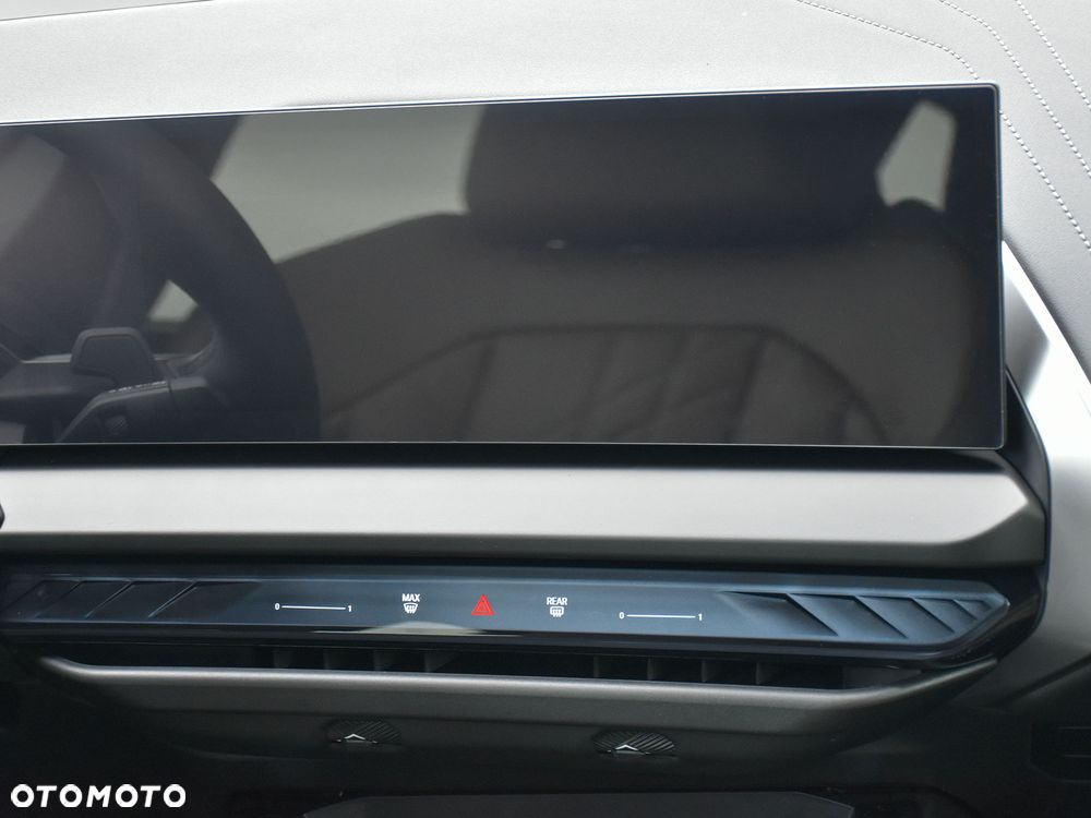 BMW X3 xDrive20 mHEV - 29