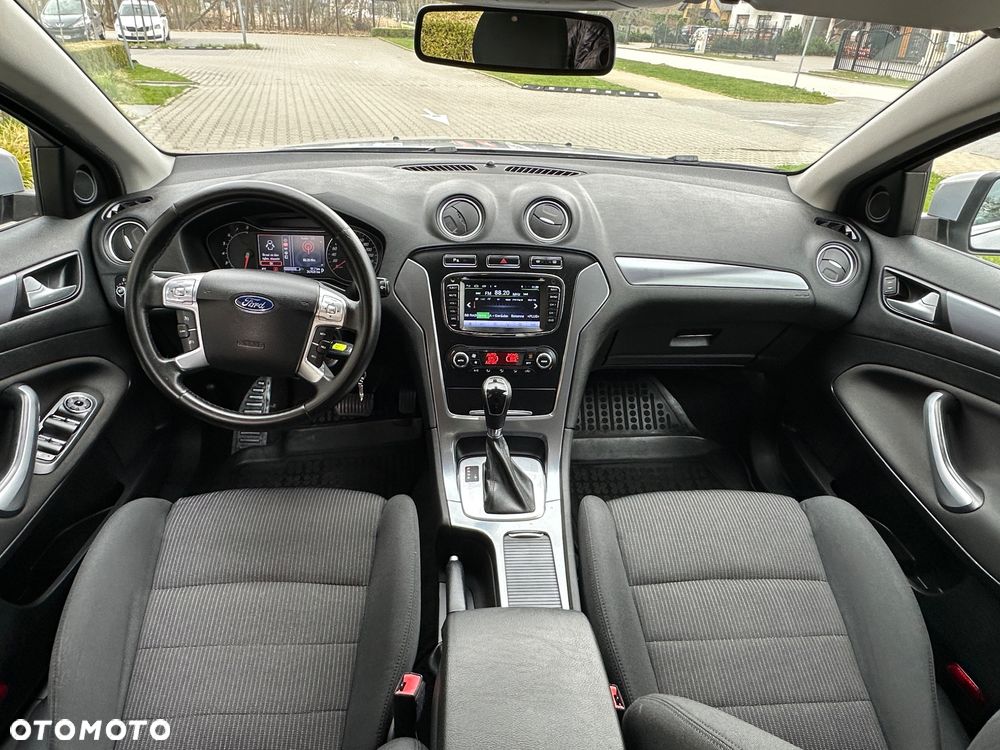 Ford Mondeo 2.0 EcoBoost Titanium X - 22