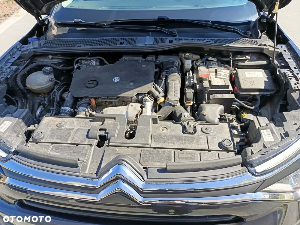 Citroën C4 BlueHDi 110 Stop&Start SHINE - 12