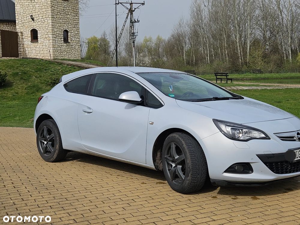 Opel Astra 1.4 Turbo - 11