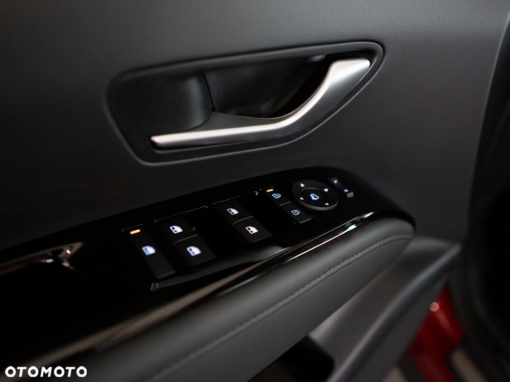 Hyundai Tucson 1.6 T-GDi HEV Executive 2WD - 17