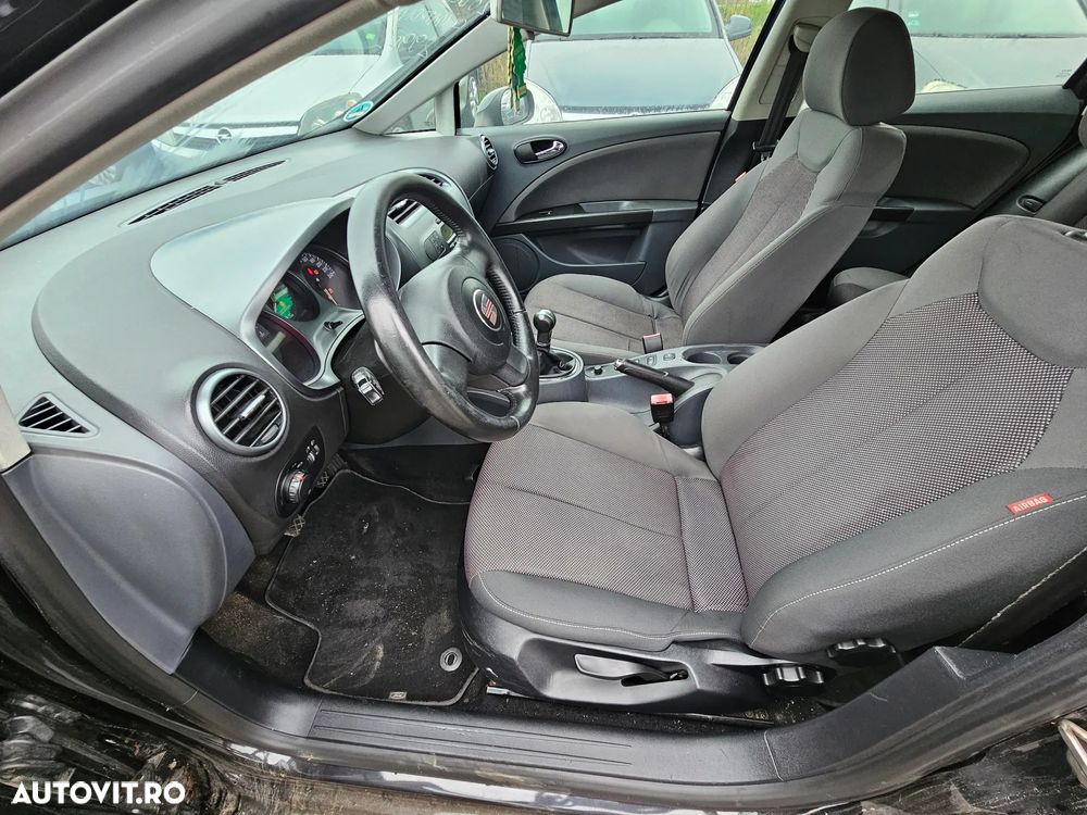 Seat Leon 2.0 TDI DPF Style - 10