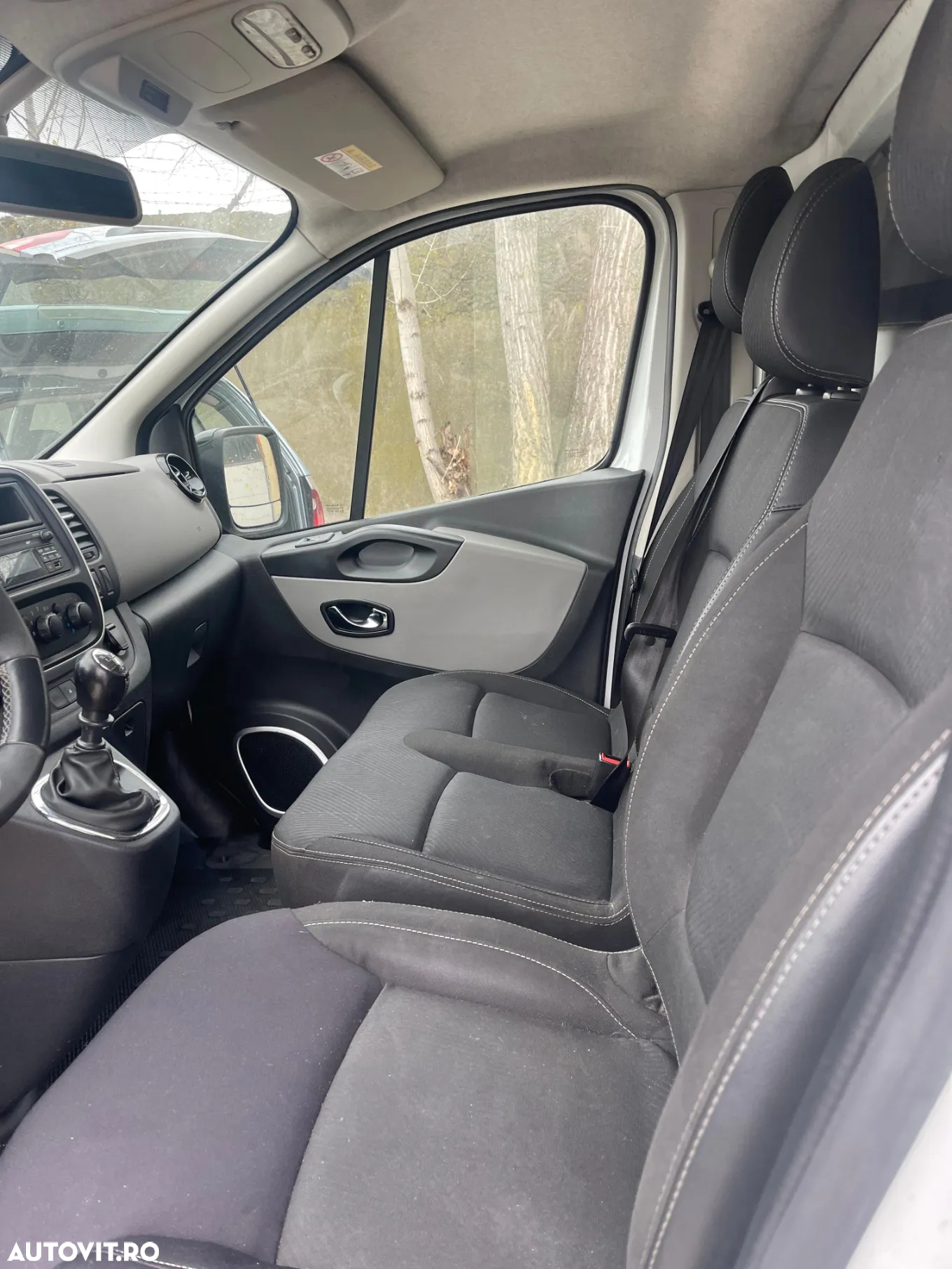 Renault TRAFIC - 6