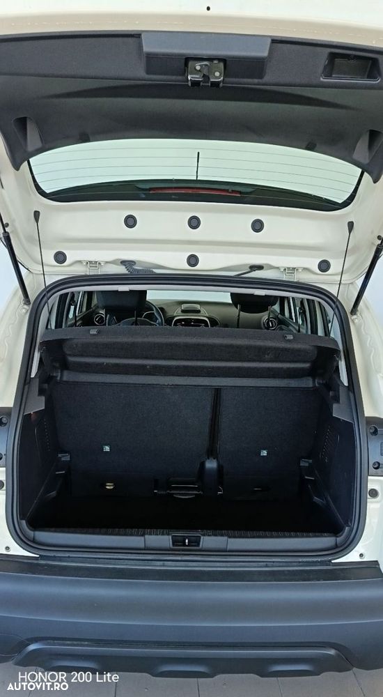 Renault Captur - 10