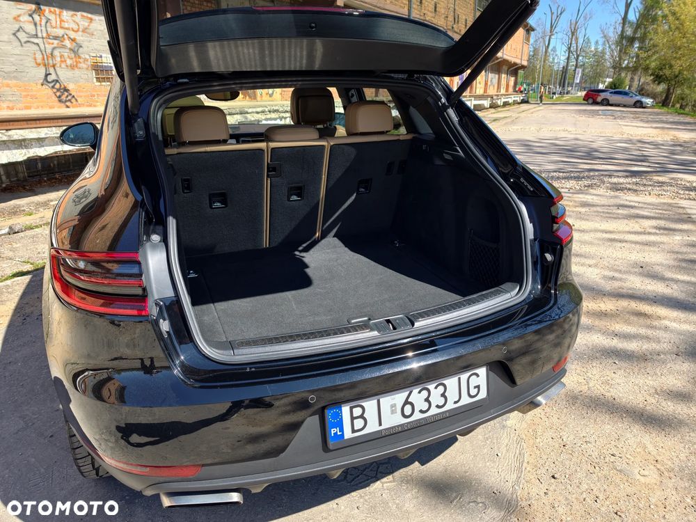 Porsche Macan - 33