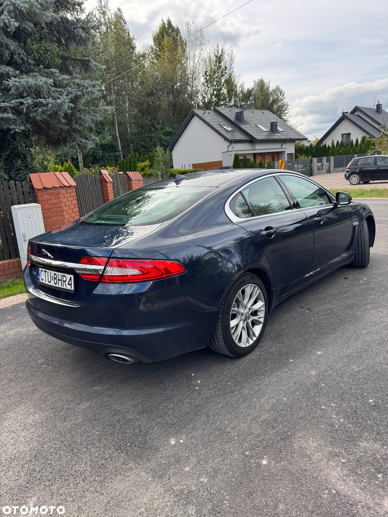 Jaguar XF 2.2 D Premium Luxury - 28