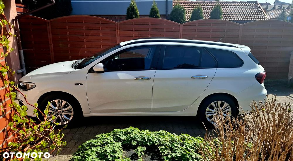 Fiat Tipo 1.4 T-Jet 16v Easy - 10