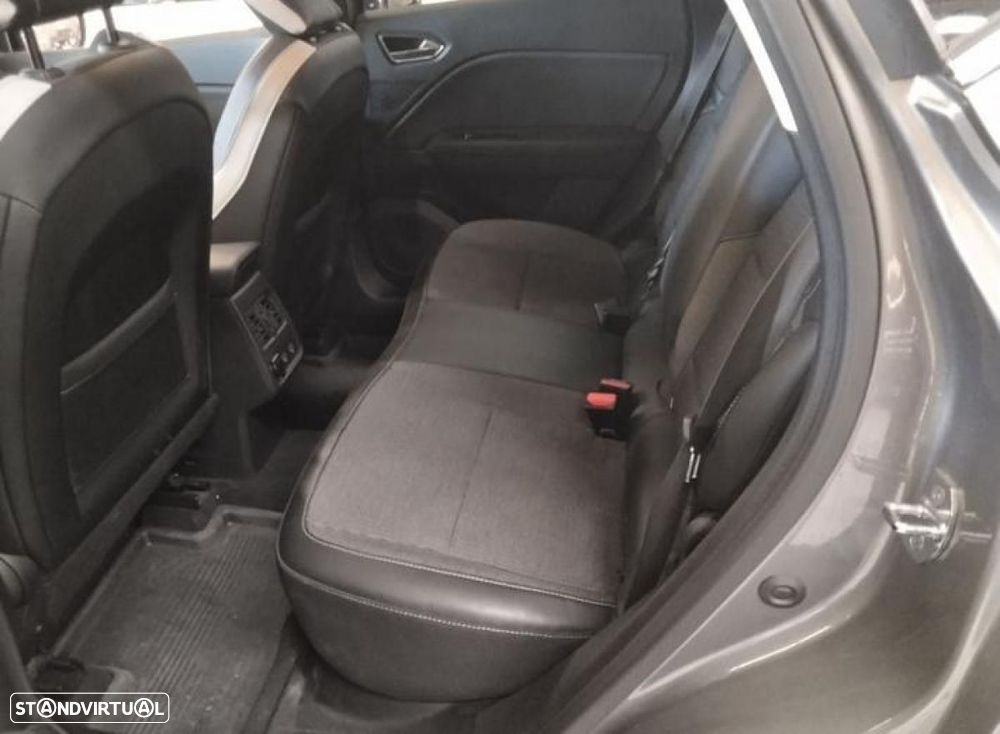 Renault Captur - 4