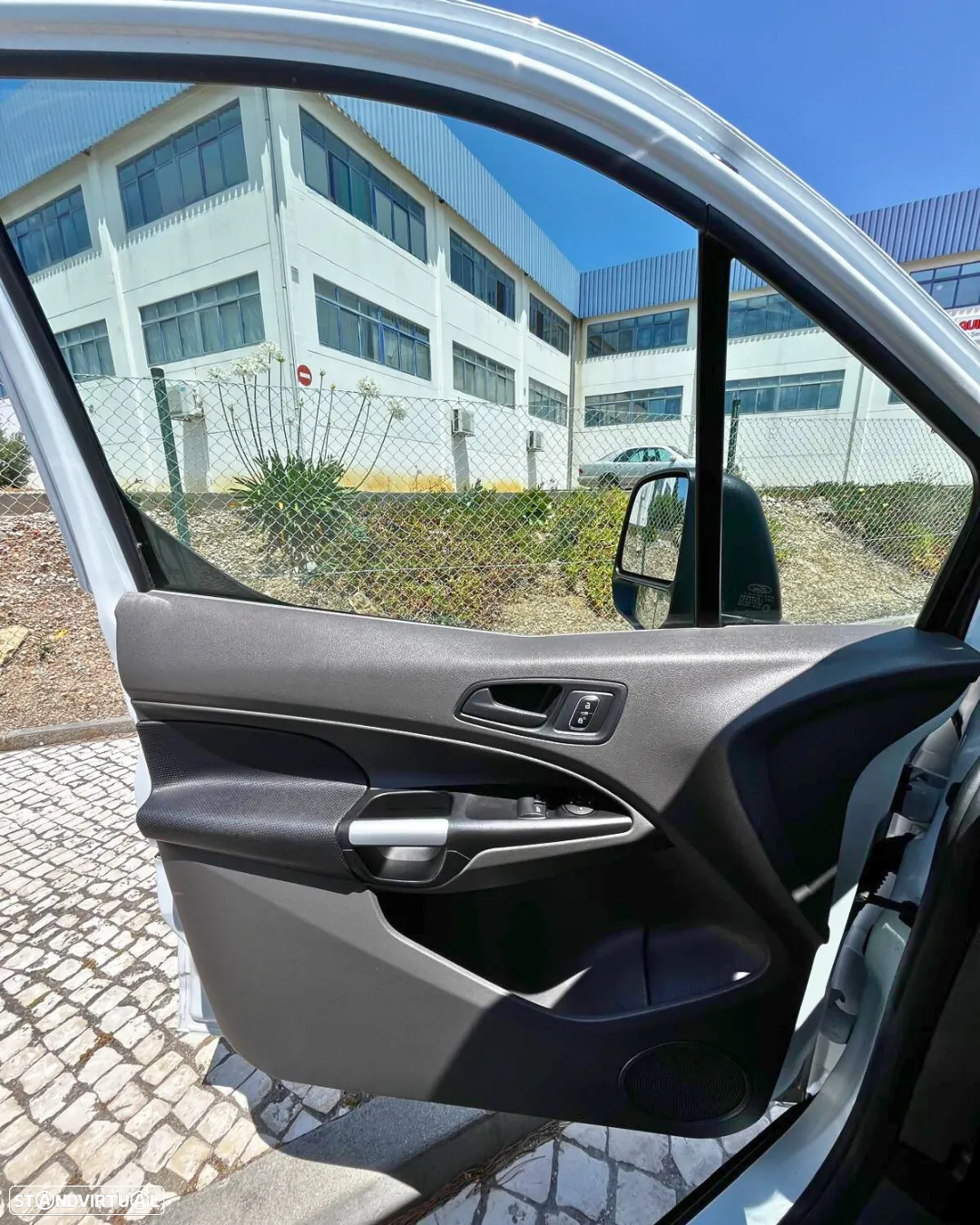 Ford TRANSIT CONNECT 1.5 EcoBlue L2 Trend - 13