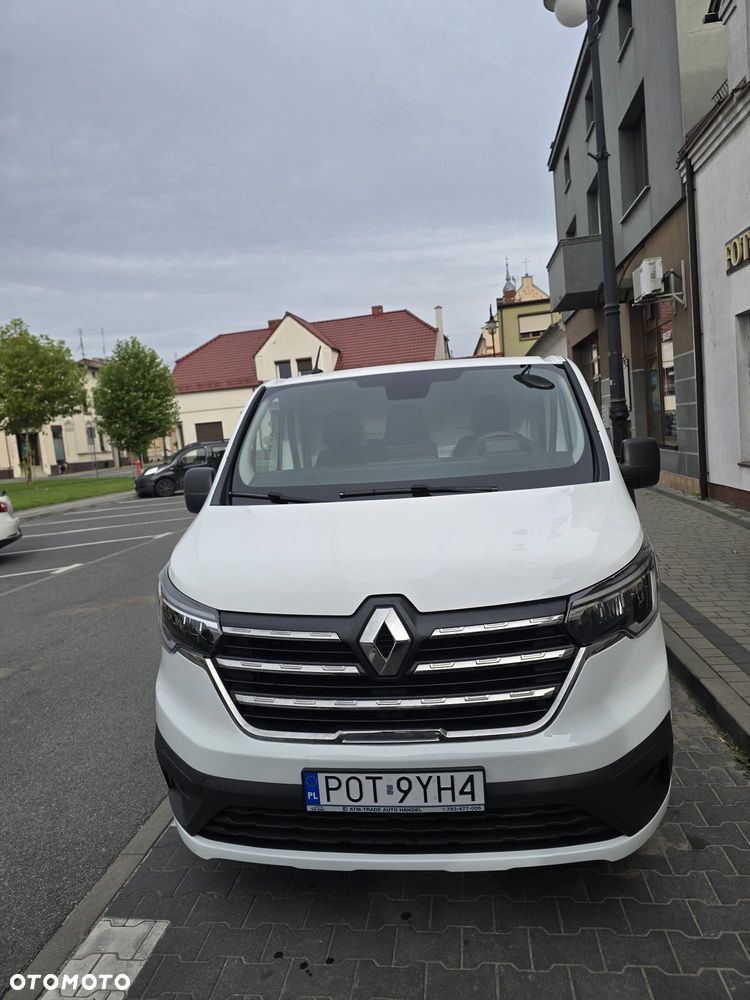 Renault Trafic - 2