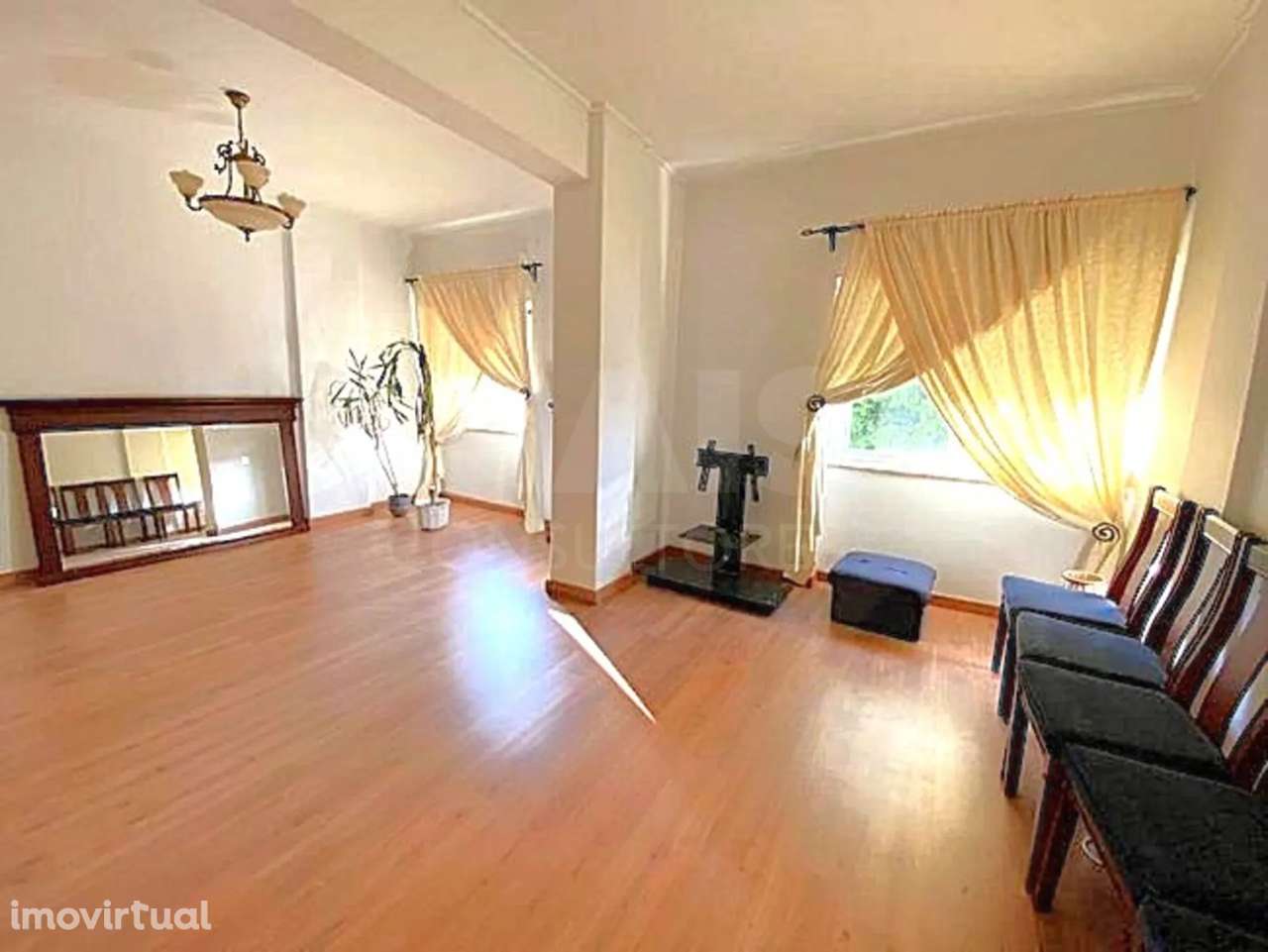 Apartamento T3 (originalmente T4) com 115 m² na Venteira – Amadora - Grande imagem: 2/26