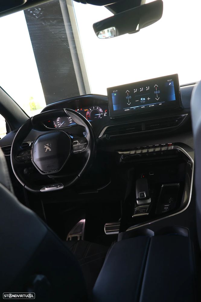 Peugeot 3008 1.2 PureTech GT EAT8 - 5
