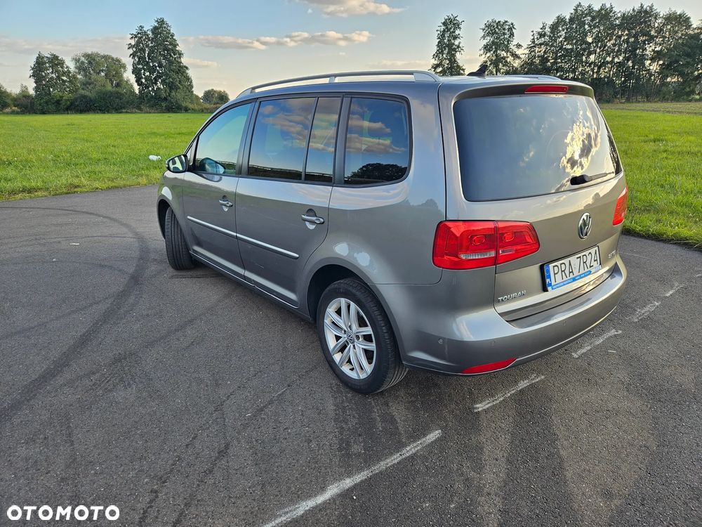 Volkswagen Touran 2.0 TDI DPF Comfortline - 14